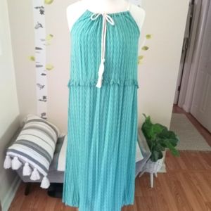 L Love Sleeveless Maxi Dress